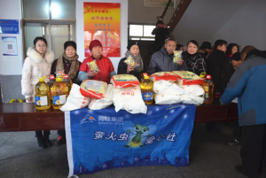 【螢火蟲愛心活動(dòng)第九十九期】春節(jié)送溫暖，我們?cè)谛袆?dòng)！
